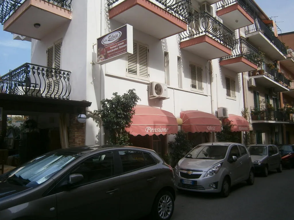 Pensione S. Antonio Ristorante Silvia Furci Siculo